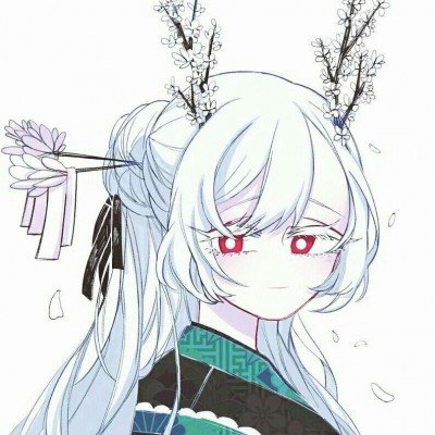 阿姨拔笋忘掉的衣服被竹子“穿走”